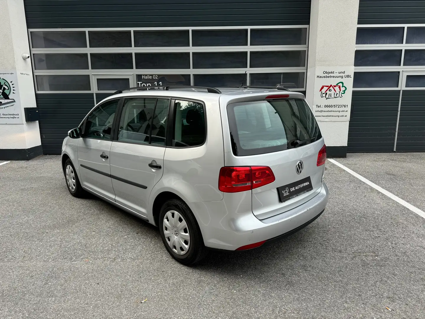Volkswagen Touran Trendline BMT**SERVICEGEPFLEGT*PICKERL* Plateado - 2