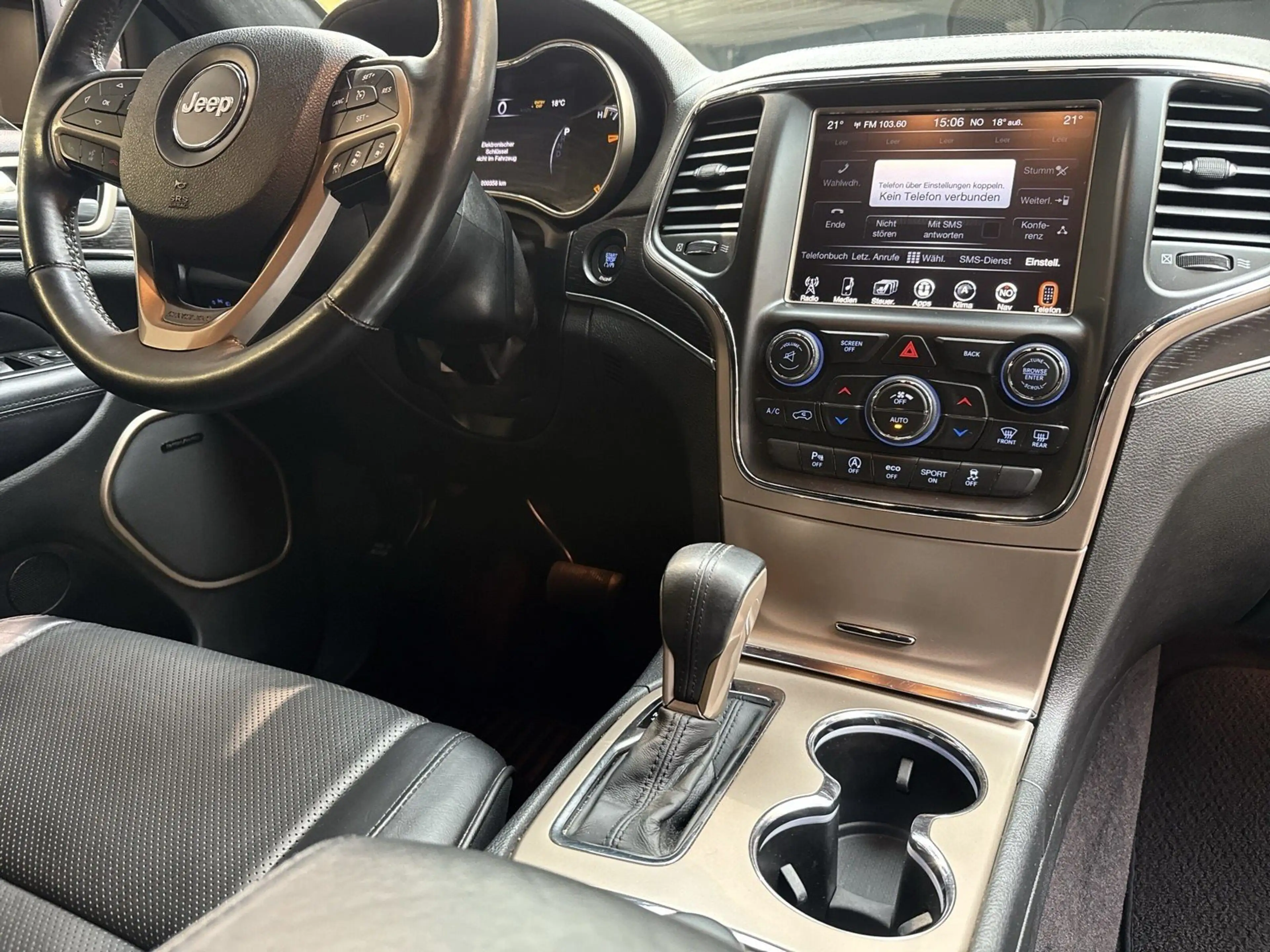 Jeep Grand Cherokee Summit Pano+Leder+Standh+H/K+22°MB — photo 13