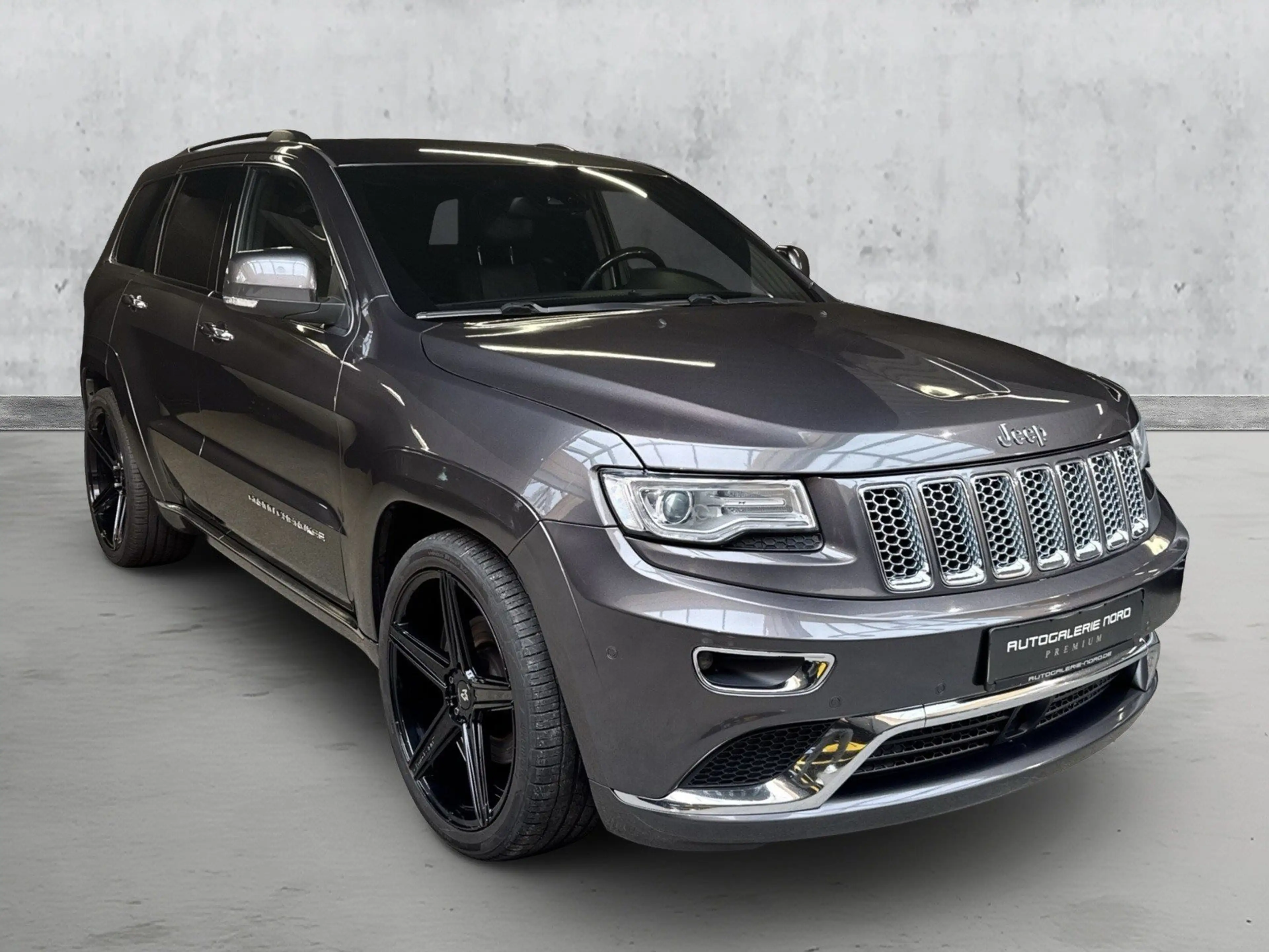 Jeep Grand Cherokee Summit Pano+Leder+Standh+H/K+22°MB — photo 6
