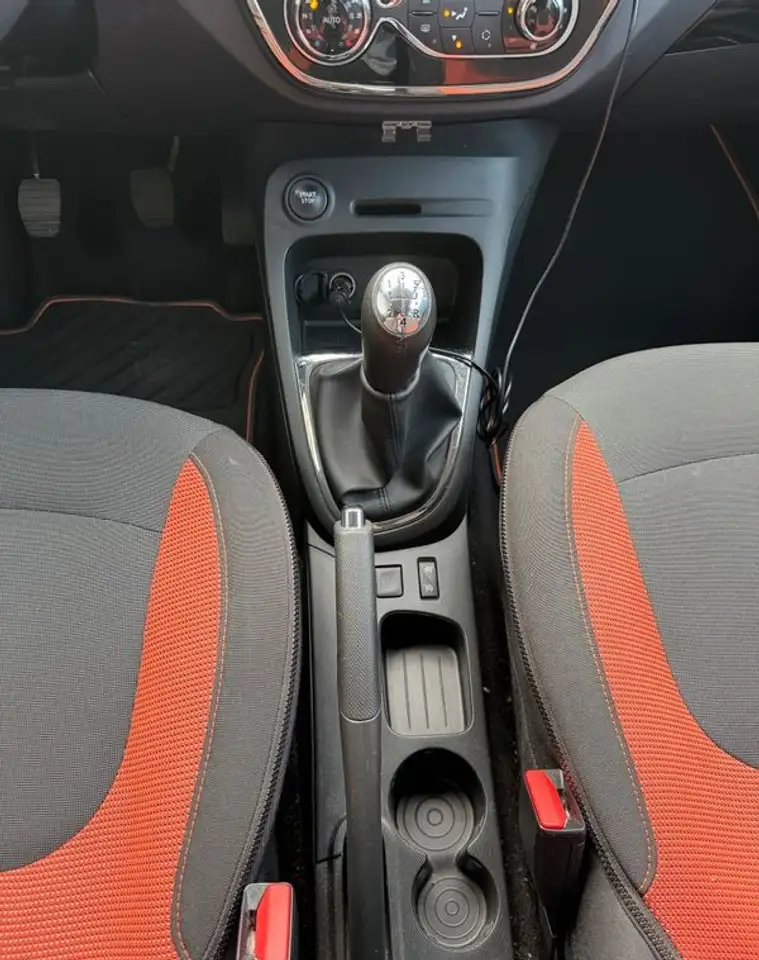 Renault Captur — photo 10