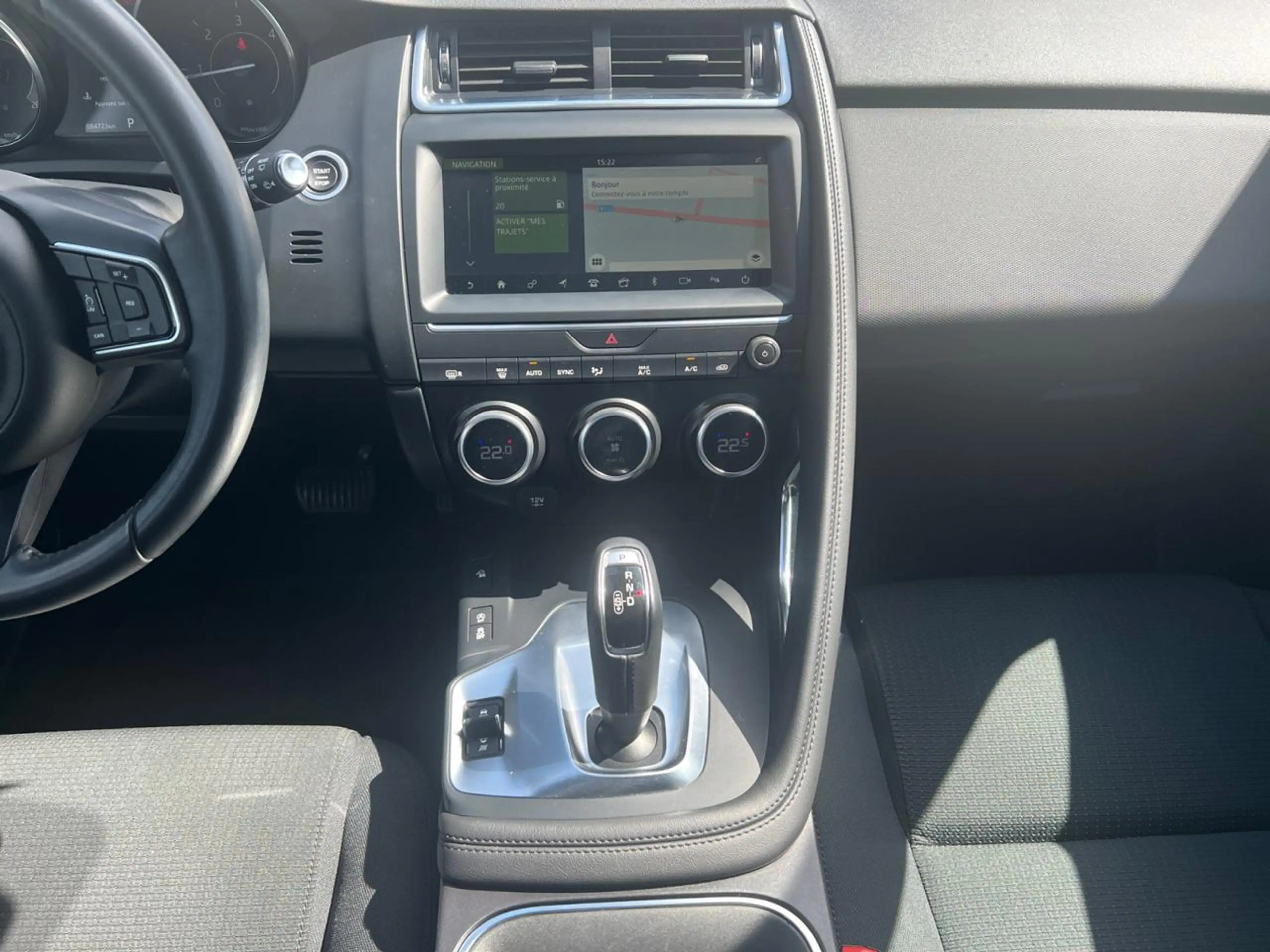 Jaguar E-Pace E-Pace 2.0 D AWD (EU6.2) — photo 9