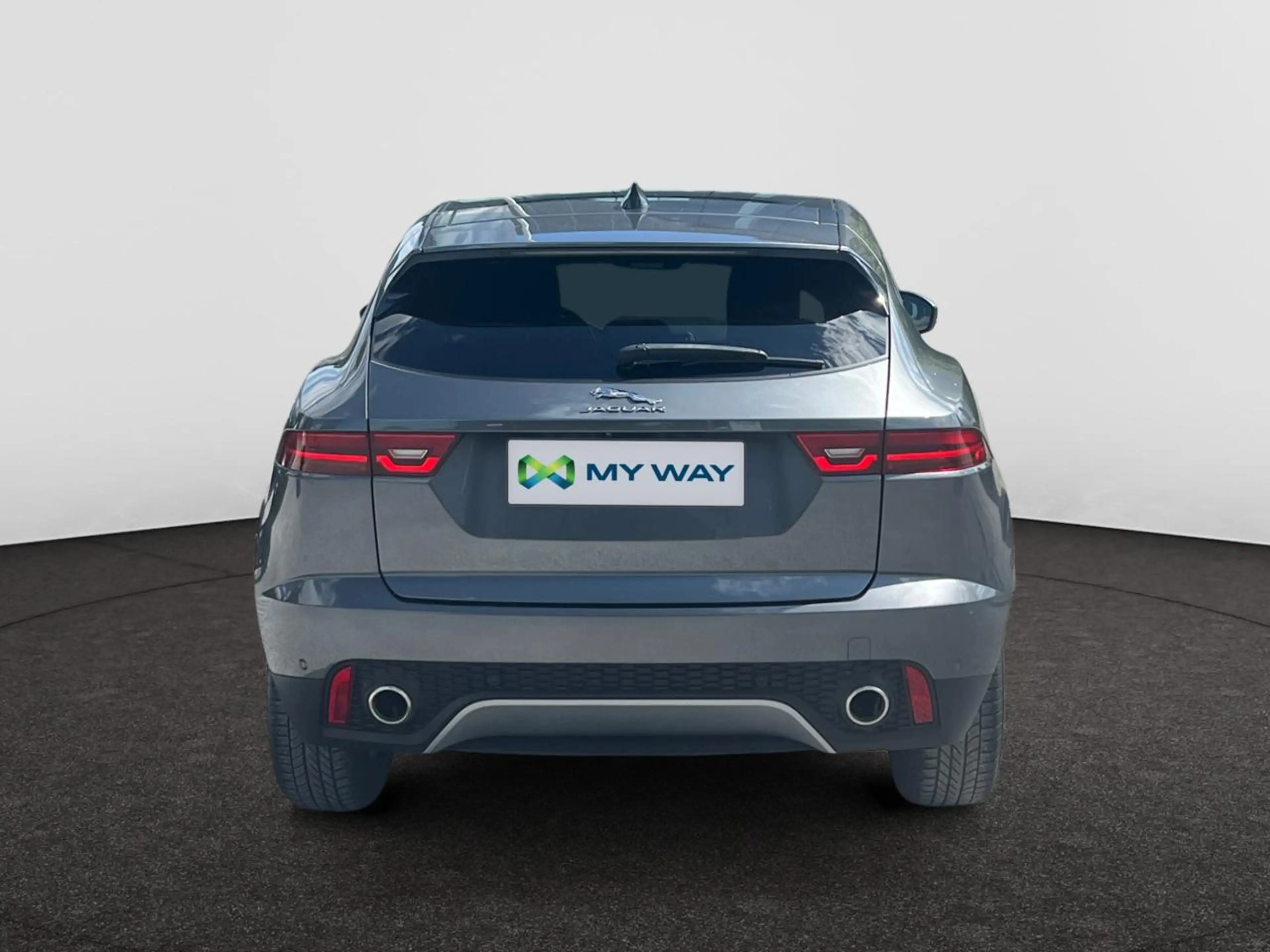 Jaguar E-Pace E-Pace 2.0 D AWD (EU6.2) — photo 4