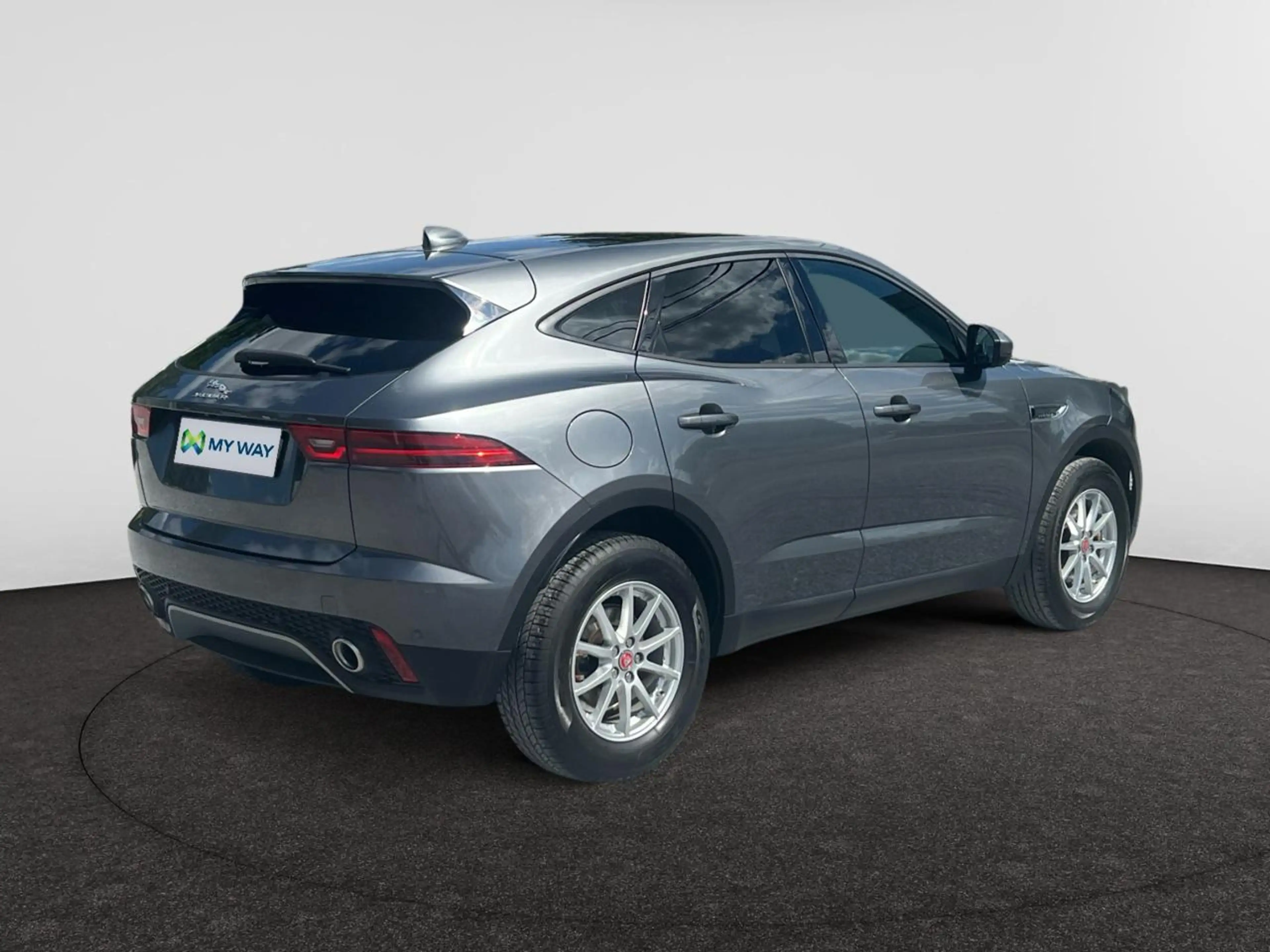 Jaguar E-Pace E-Pace 2.0 D AWD (EU6.2) — photo 2