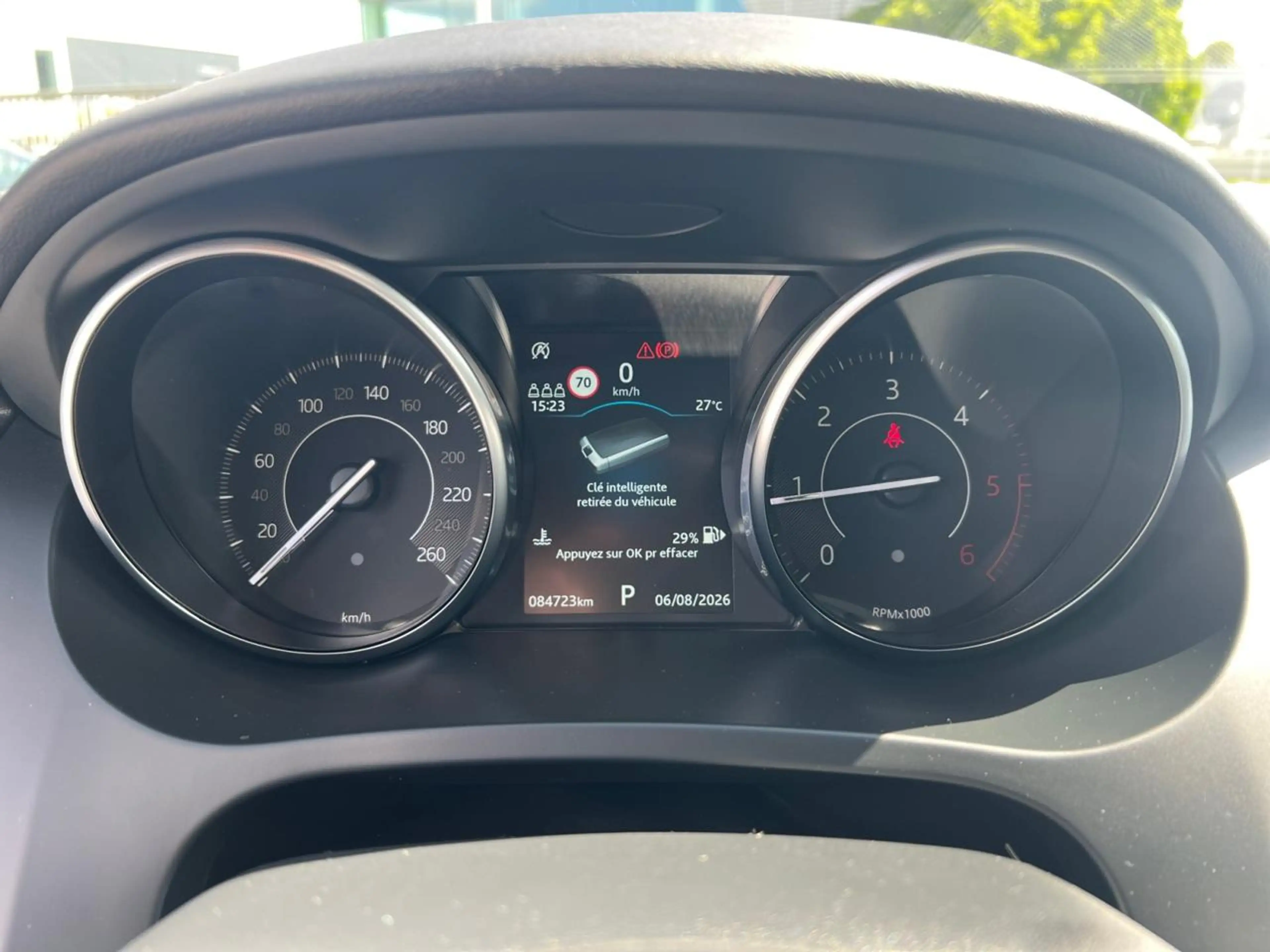 Jaguar E-Pace E-Pace 2.0 D AWD (EU6.2) — photo 8