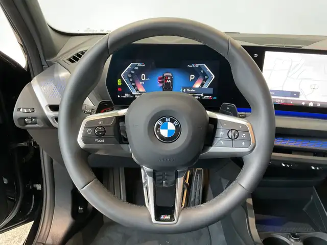 BMW 1 Series view 4