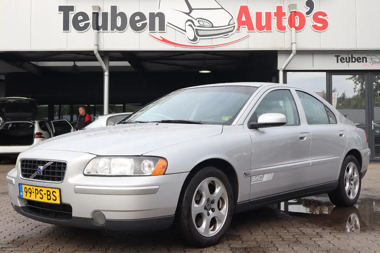 Volvo S60