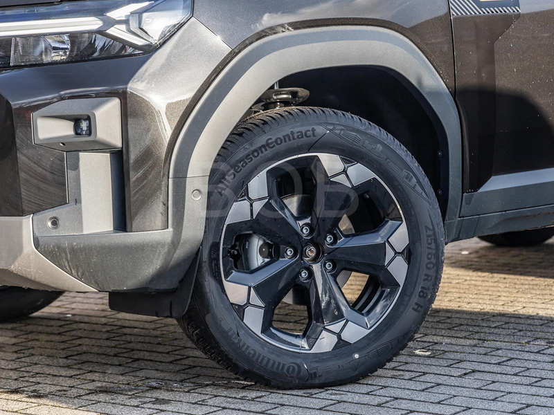 Dacia Bigster Extreme TCe 130 4x4 NAVI SHZ PDC KLIMA — photo 10