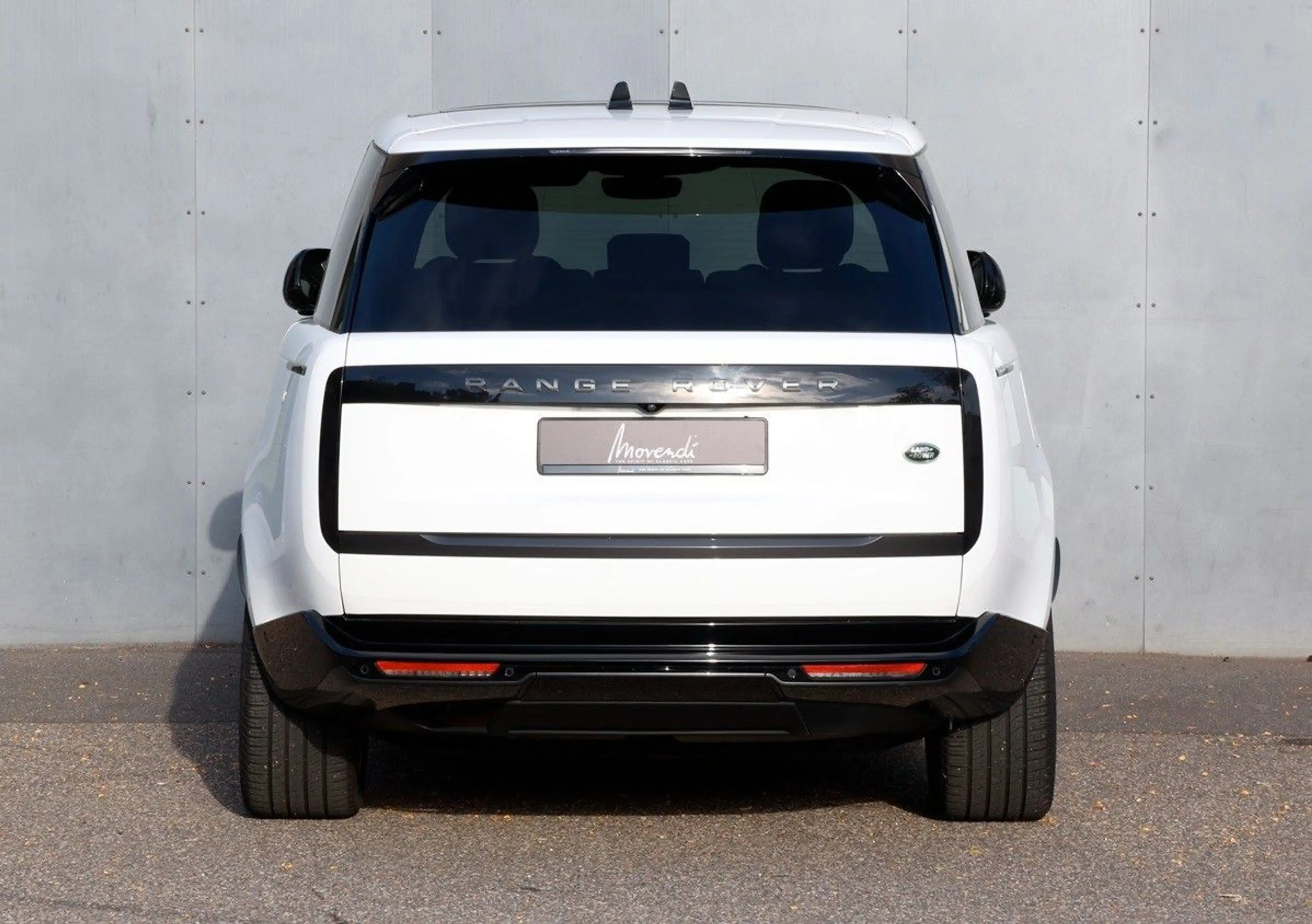 Land Rover Range Rover D300 SE — photo 5