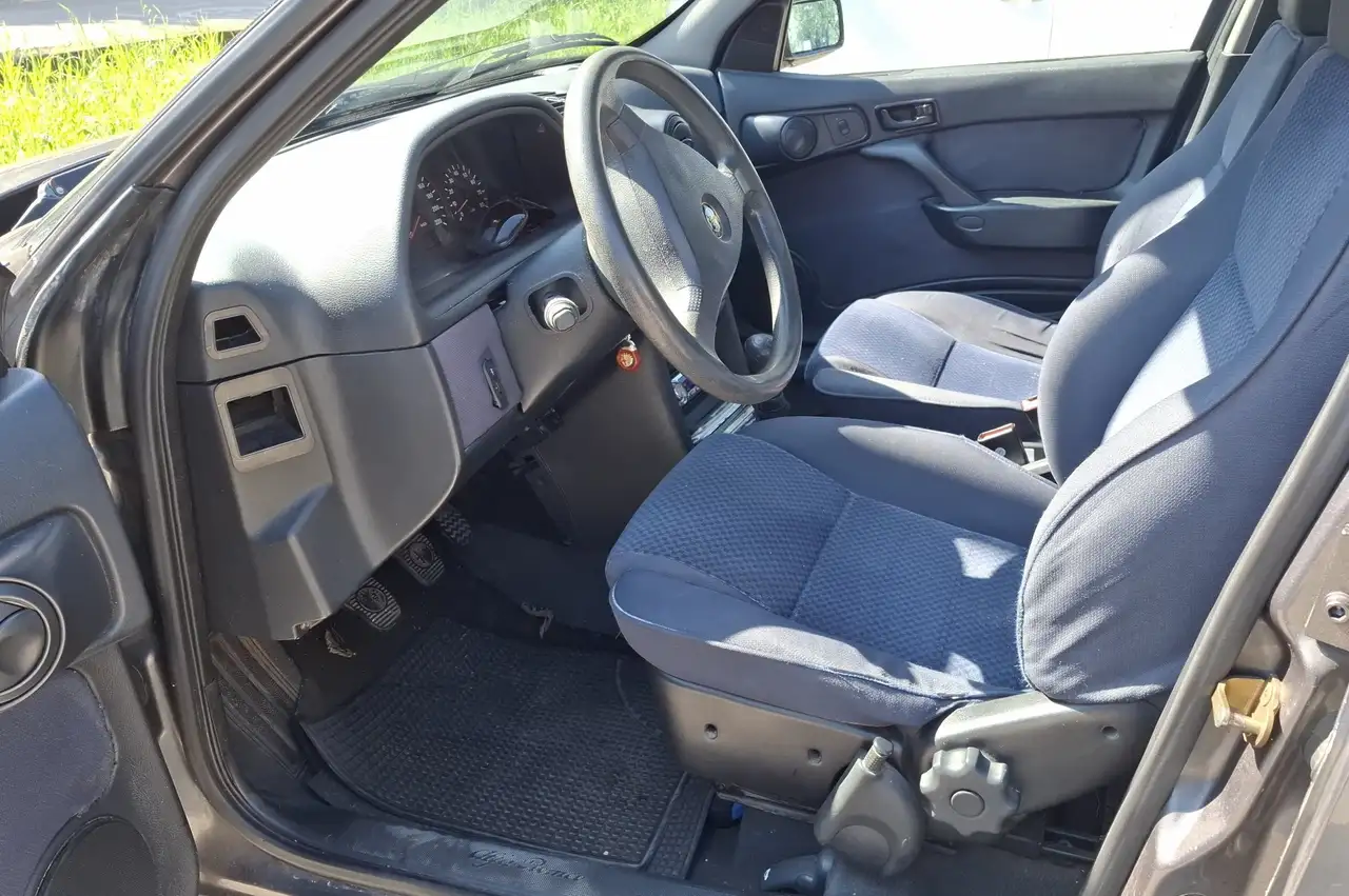Alfa Romeo 146 1.6 ts 16v L, foto 7