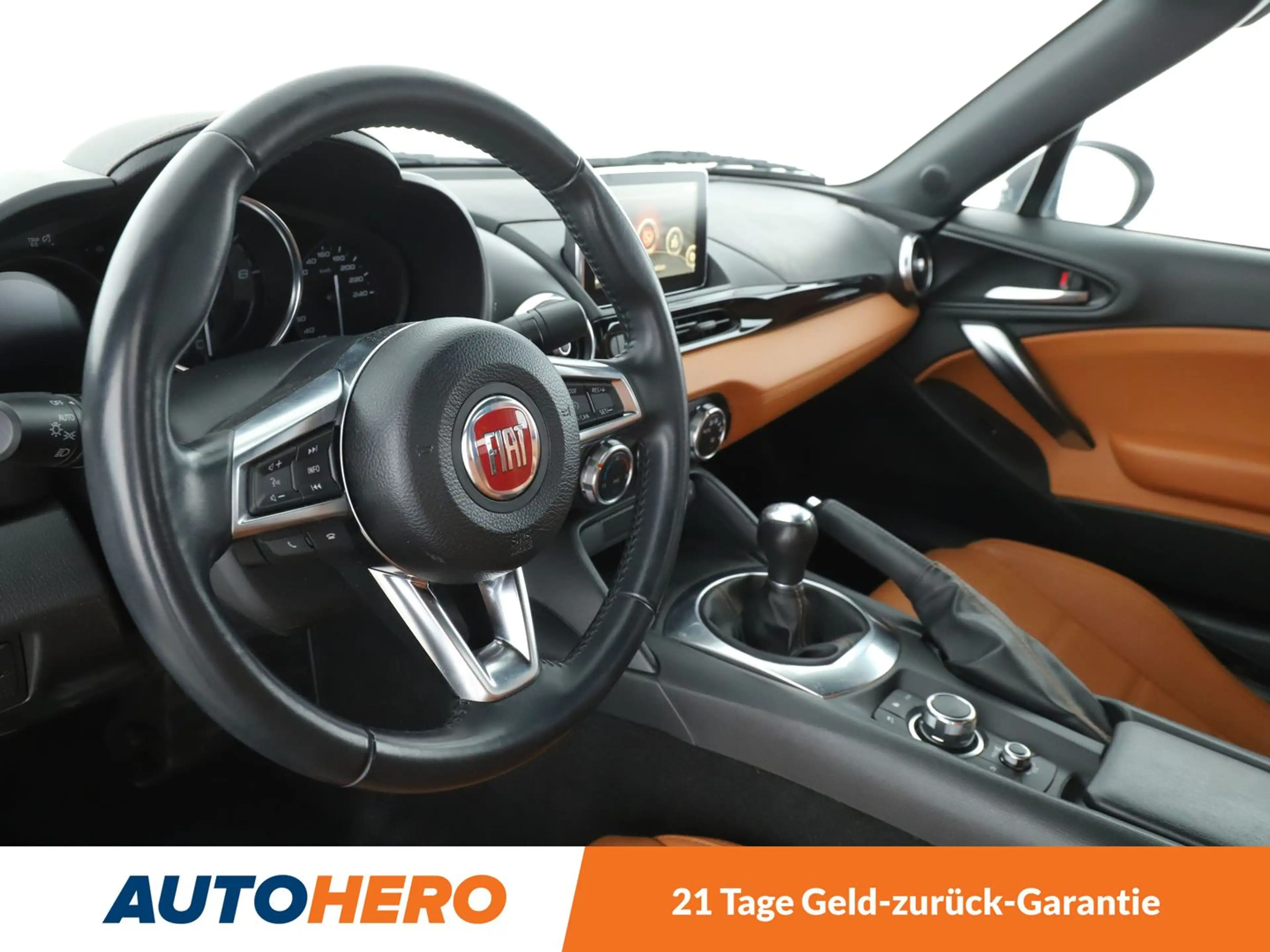 Fiat 124 Spider 1.4 Turbo Lusso*NAVI*SHZ*TEMPO* — photo 11