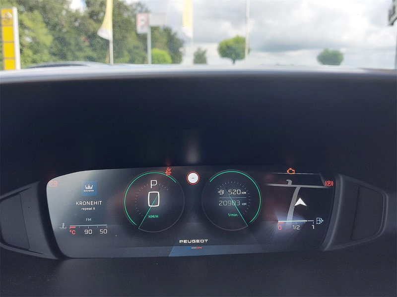 Peugeot 408 PureTech 130 S&S EAT8 Allure — photo 6