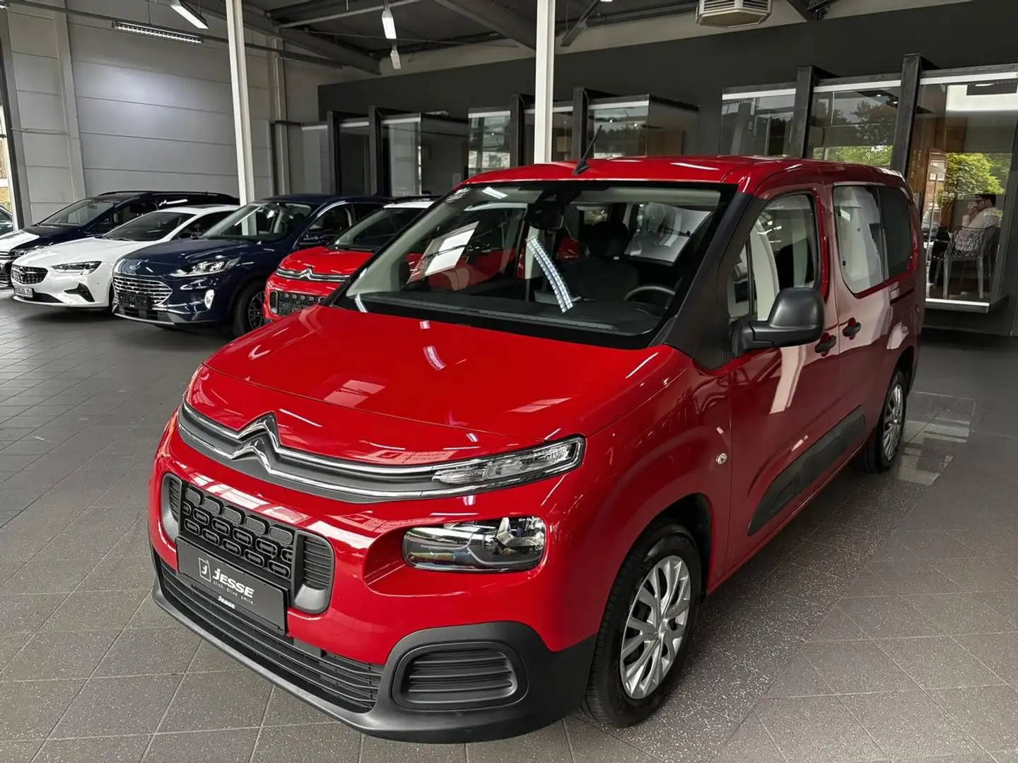 Citroen Berlingo 1.5 BlueHDi 130 FAP Live XL 7-Sitzer Tempomat Rot - 1