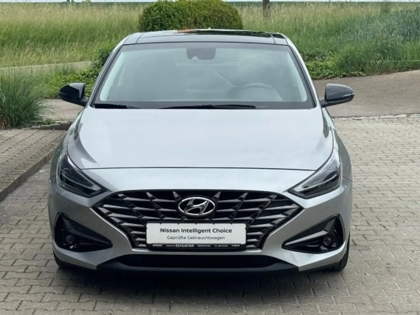 Hyundai i30 1.5T-GDI Autom. Prime Mild-Hybrid Silber - 2