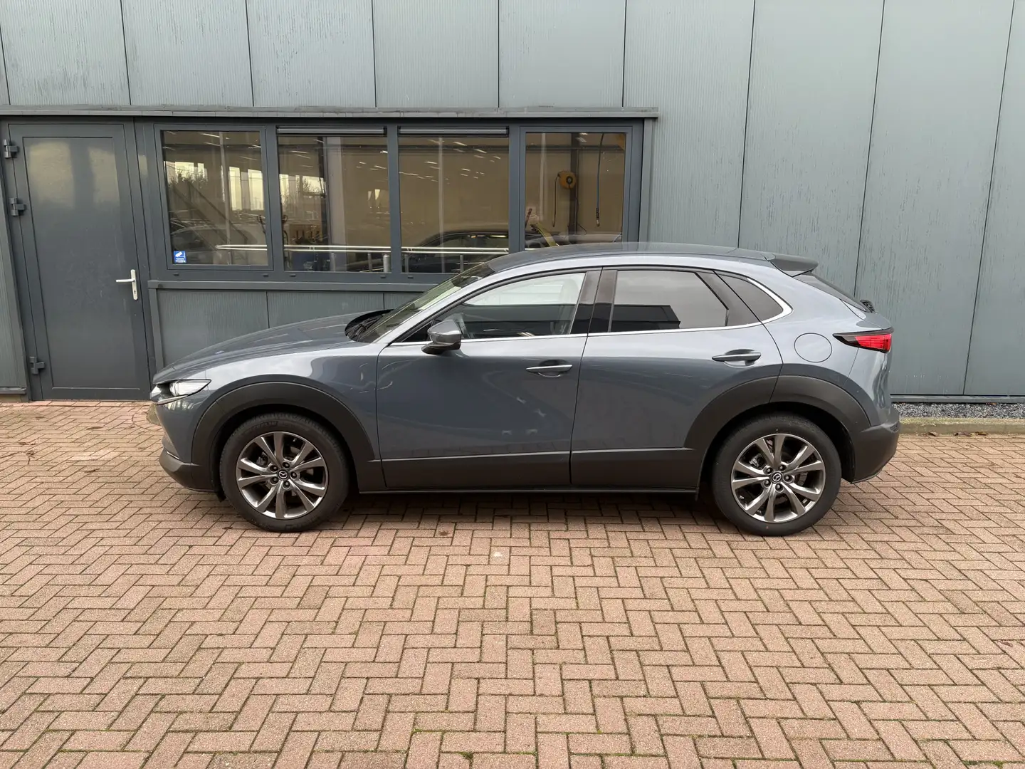 Mazda CX-30 2.0 e-SkyActiv-X 180pk Hybrid Luxury LEDER/BOSE/HU Gris - 2