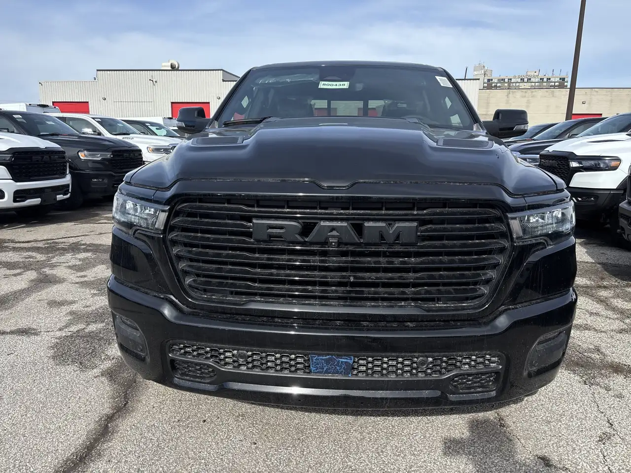 RAM 1500 снимка RAM 1500