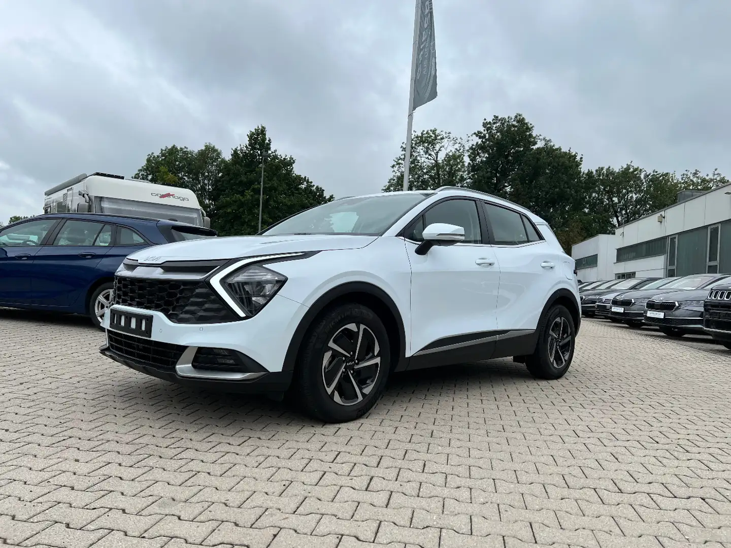 Kia Sportage 1.6 T-GDI Vision *Bi-LED Navi Sitzh.* Alb - 1