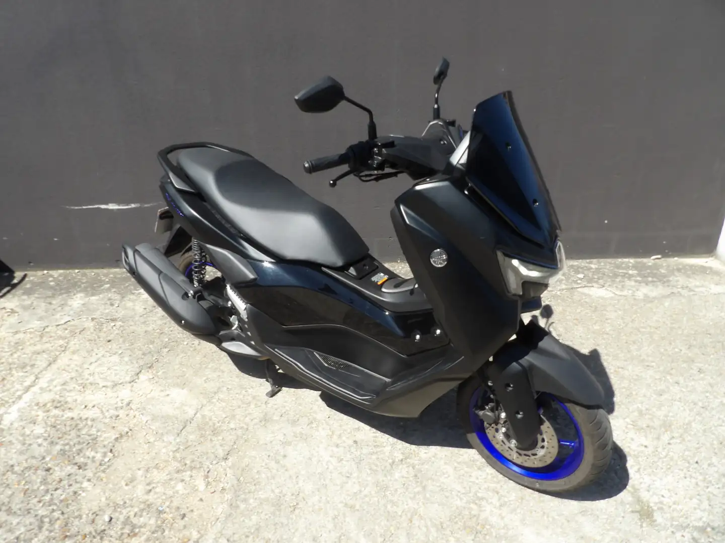 Yamaha NMAX Noir - 1