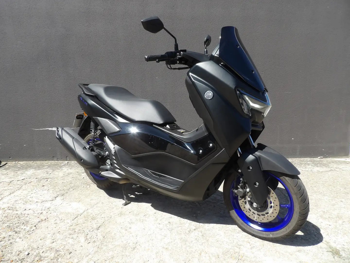 Yamaha NMAX Noir - 2