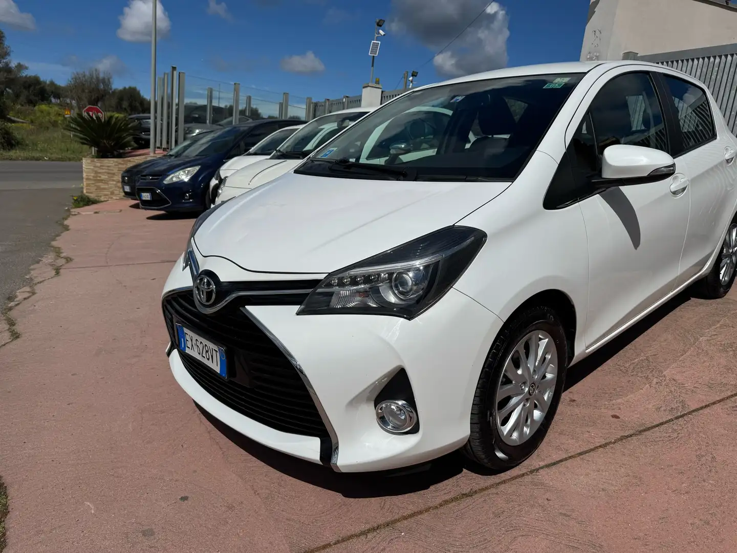 Toyota Yaris 5p 1.0 Lounge - 2