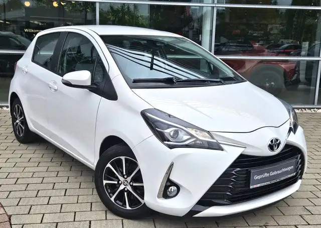 Toyota Yaris 1,5-Dual-VVT-iE Team Deutschland