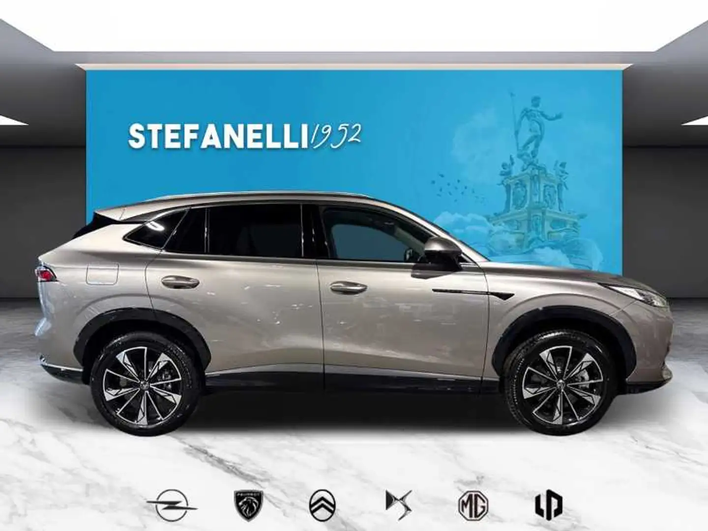 MG HS NEW HS PHEV Luxury Ibrido Plug-in - Sterling silve Plateado - 2