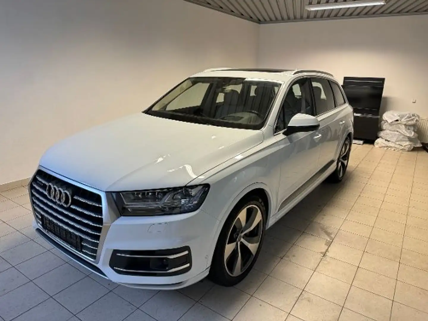 Audi Q7 3.0 TDI quattro+BOSE+7-Sitzer+Standheizung Weiß - 2