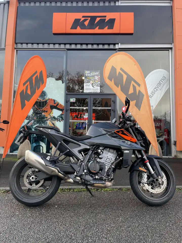 KTM 990 Duke