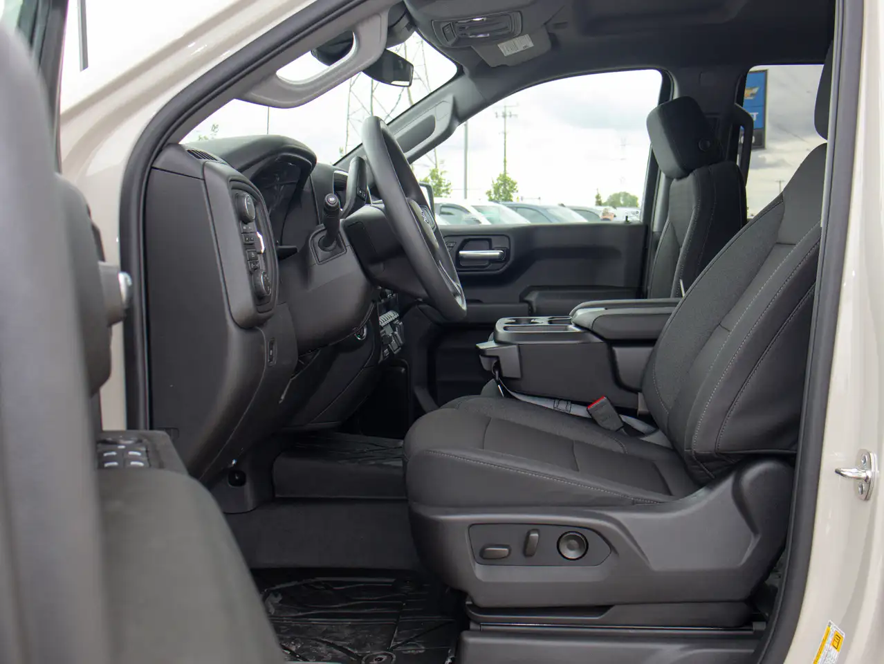 Chevrolet Silverado 1500 снимка Chevrolet Silverado 1500