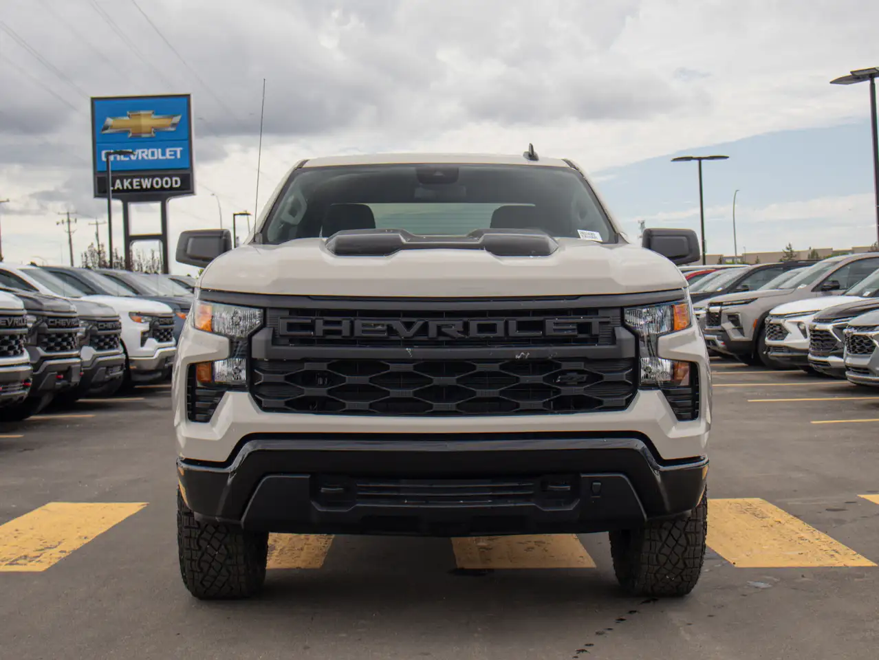 Chevrolet Silverado 1500 снимка Chevrolet Silverado 1500