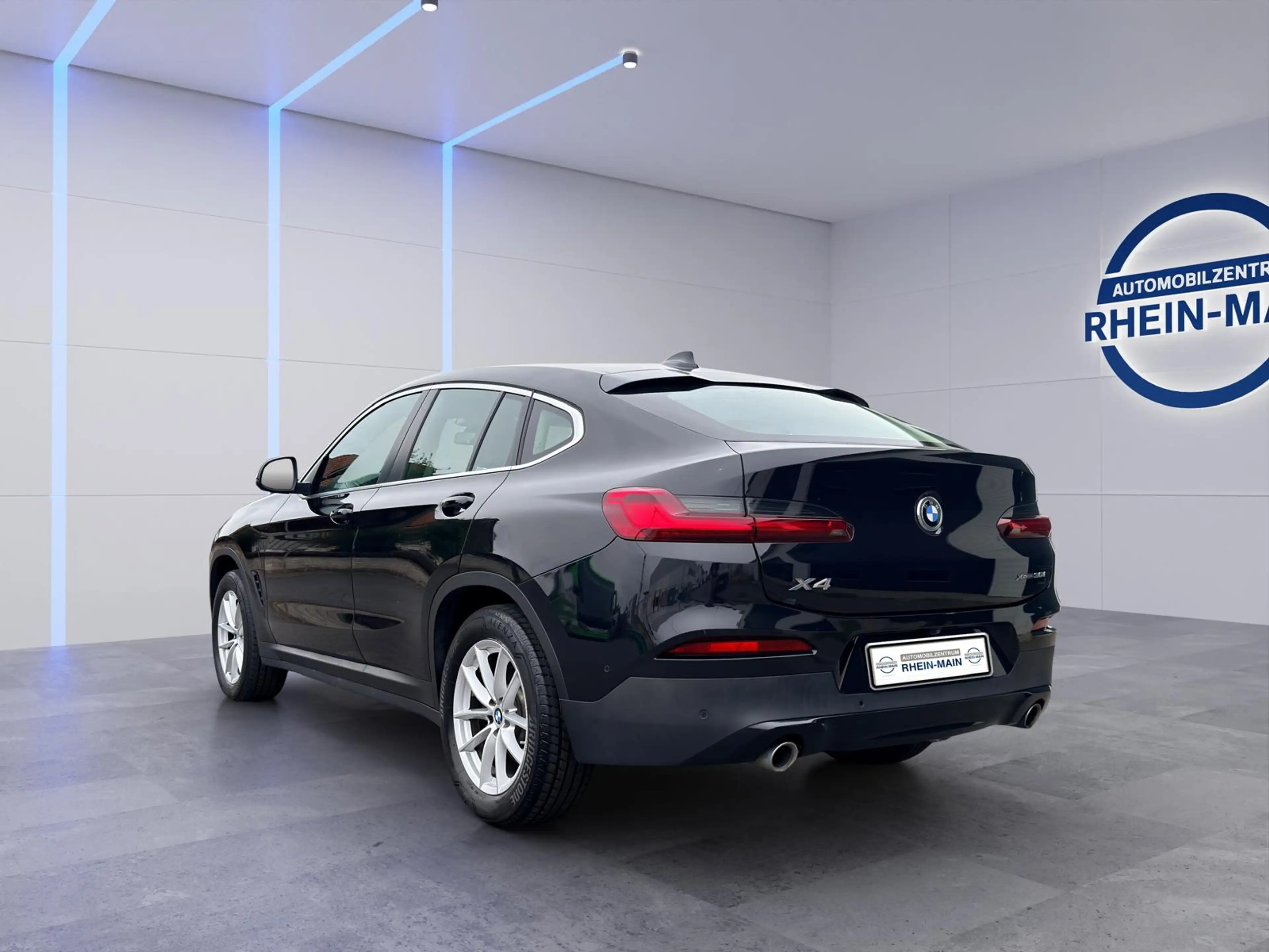 BMW X4 xDrive 30i 19ZOLL BMW-HISTORIE KEYLESS RFK — photo 4