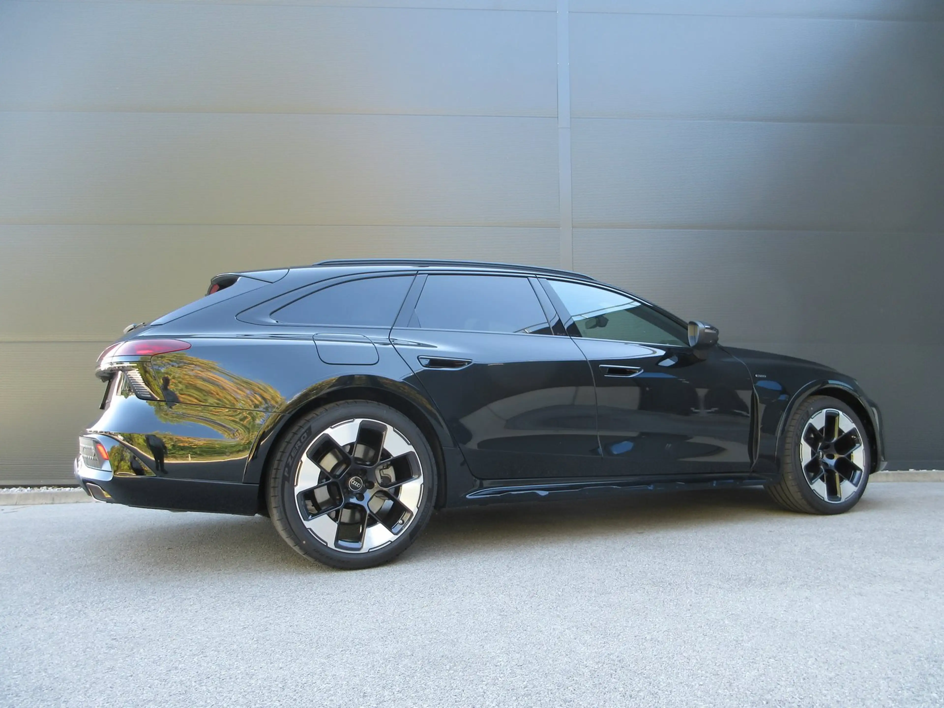 Audi A6 allroad e-hybrid quattro 270 kW — photo 9