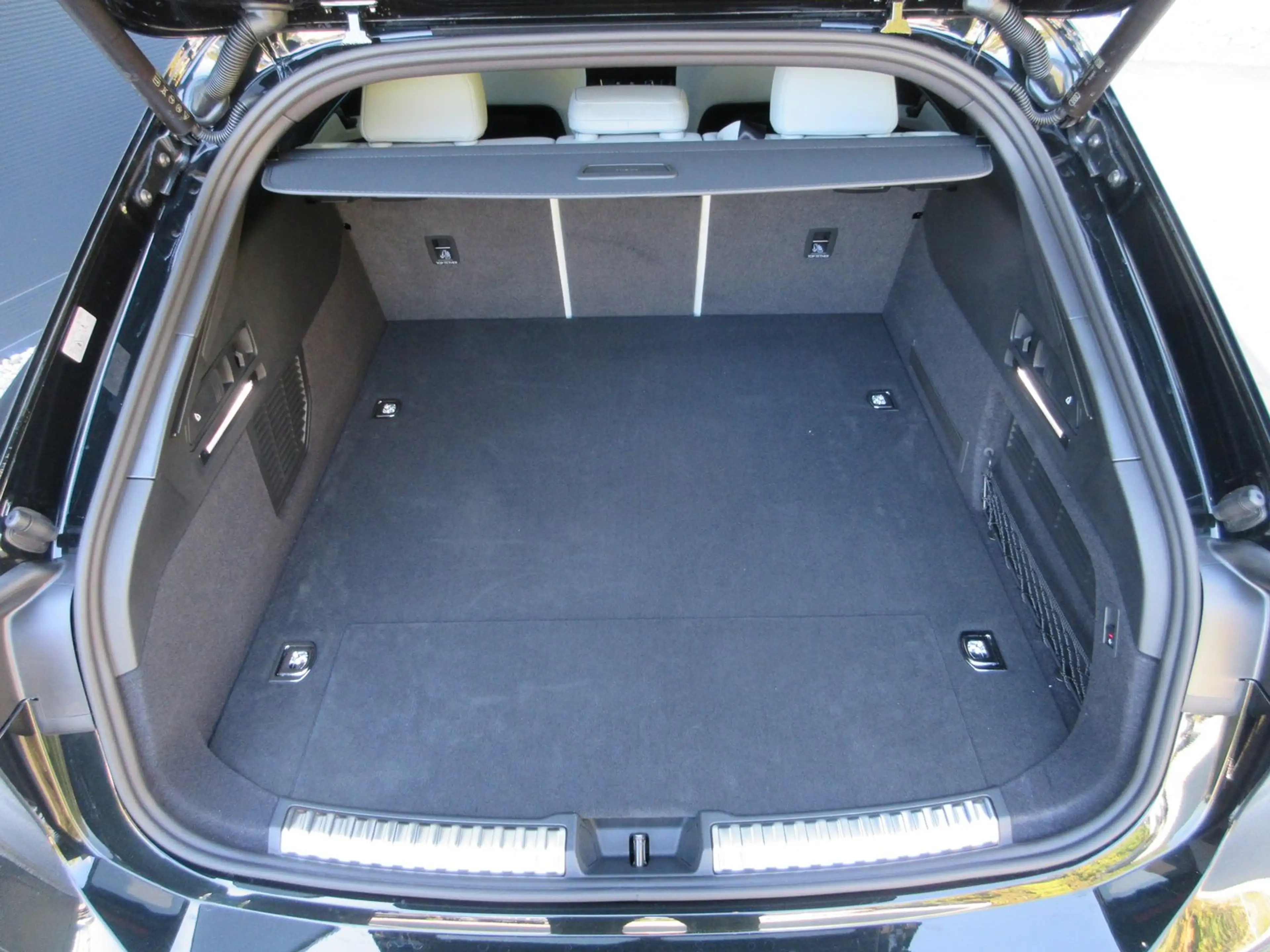 Audi A6 allroad e-hybrid quattro 270 kW — photo 15