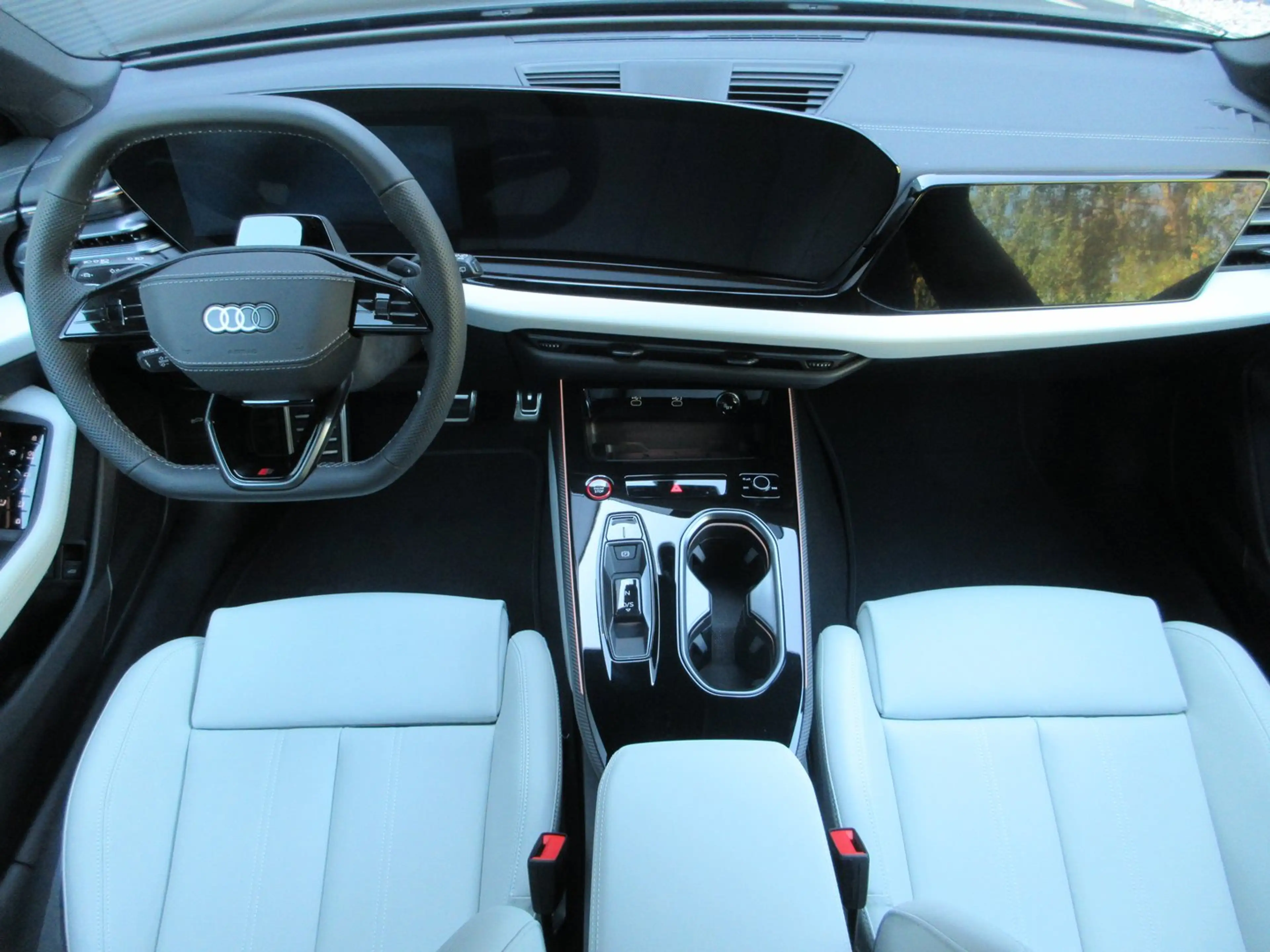 Audi A6 allroad e-hybrid quattro 270 kW — photo 13