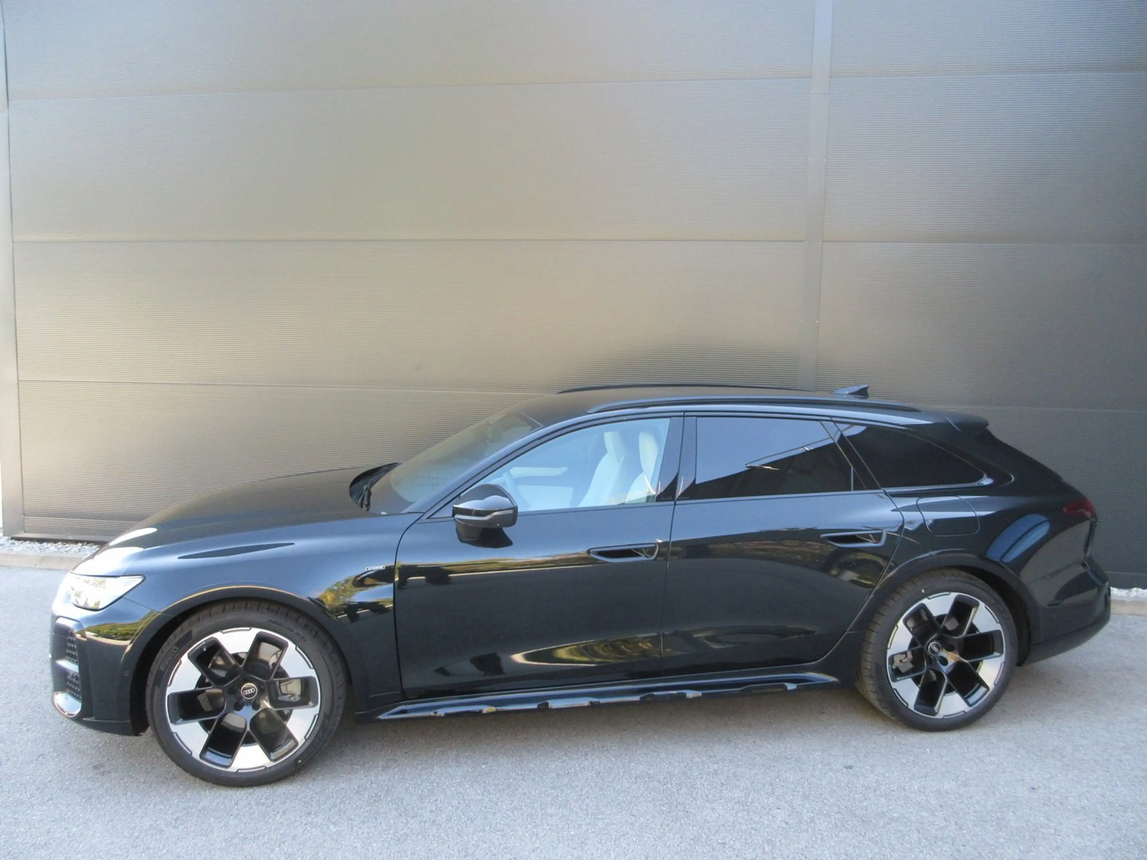 Audi A6 allroad e-hybrid quattro 270 kW — photo 2