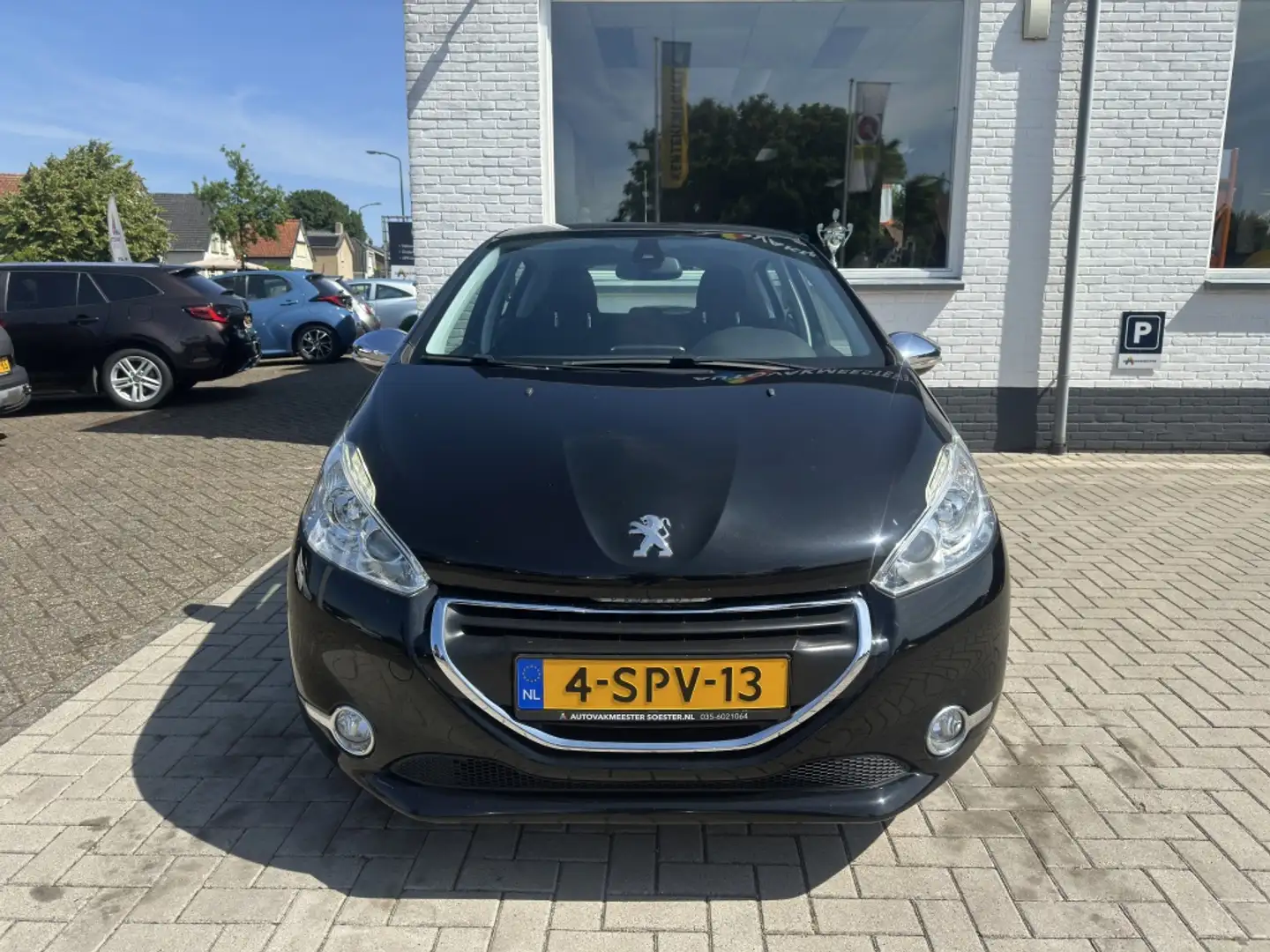 Peugeot 208 1.2/AUTOMAAT/CRUISE CONTR./NAVIGATIE/RIJKLAAR Schwarz - 2