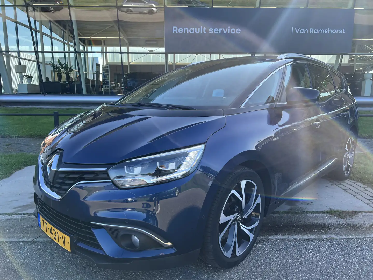 Renault Grand Scenic 1.3 TCe 140PK Bose / Trekhaak / Camera / Head-up d Blauw - 1