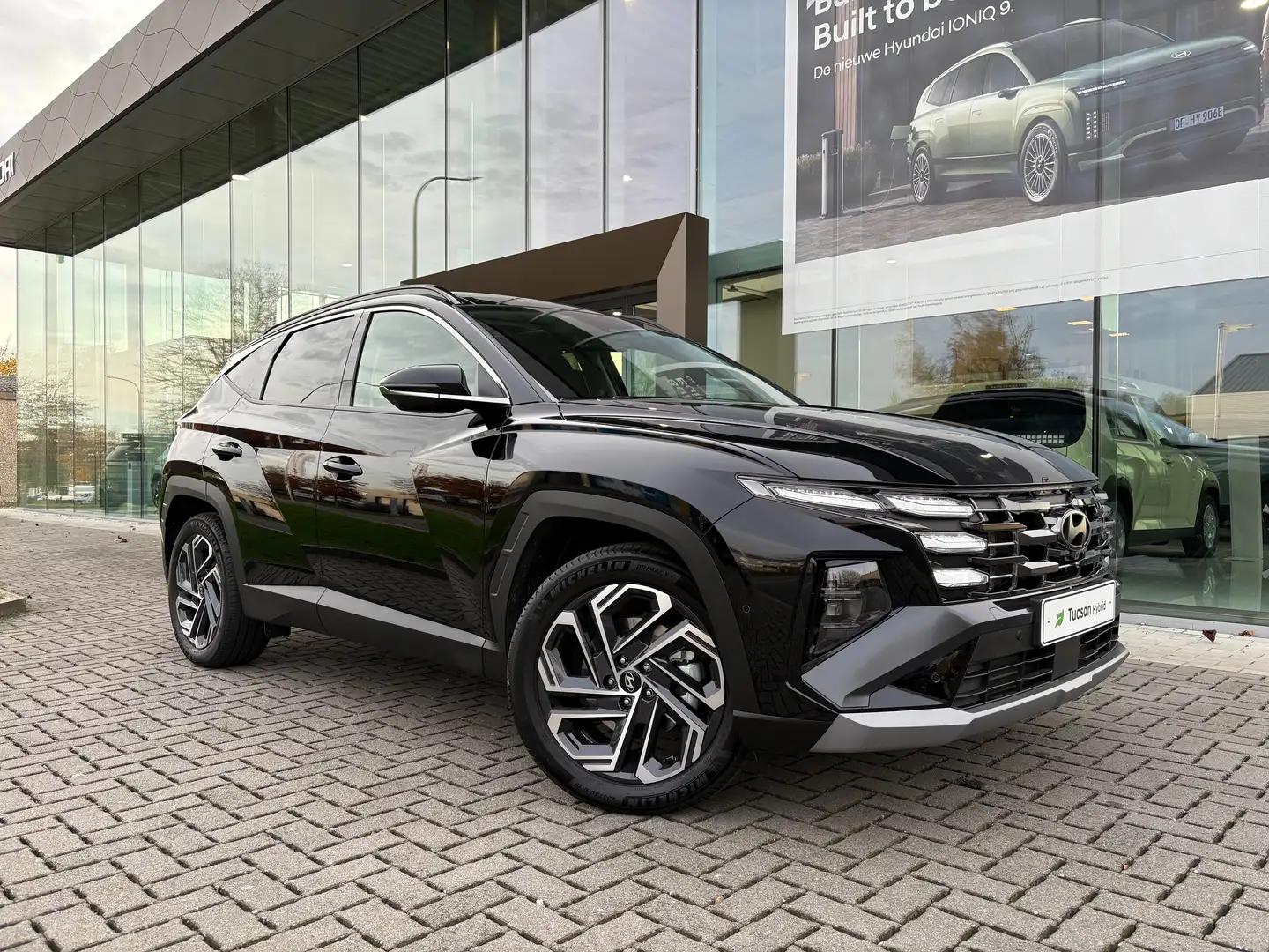 Hyundai TUCSON 1.6 T-GDi HEV Shine Sensation Noir - 1