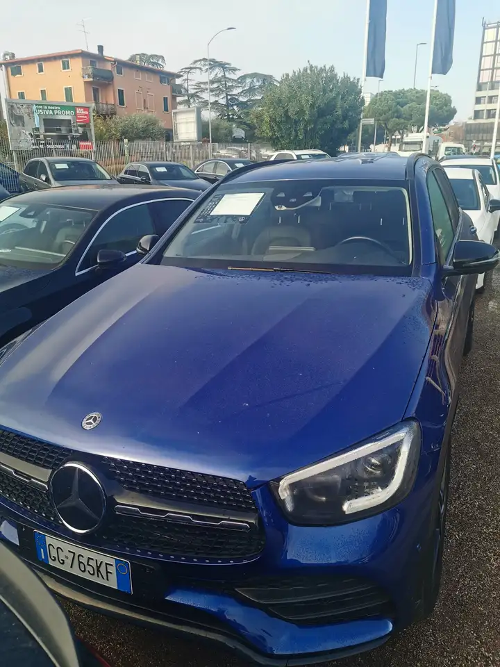 Mercedes-Benz GLC 220 Suv, foto 2
