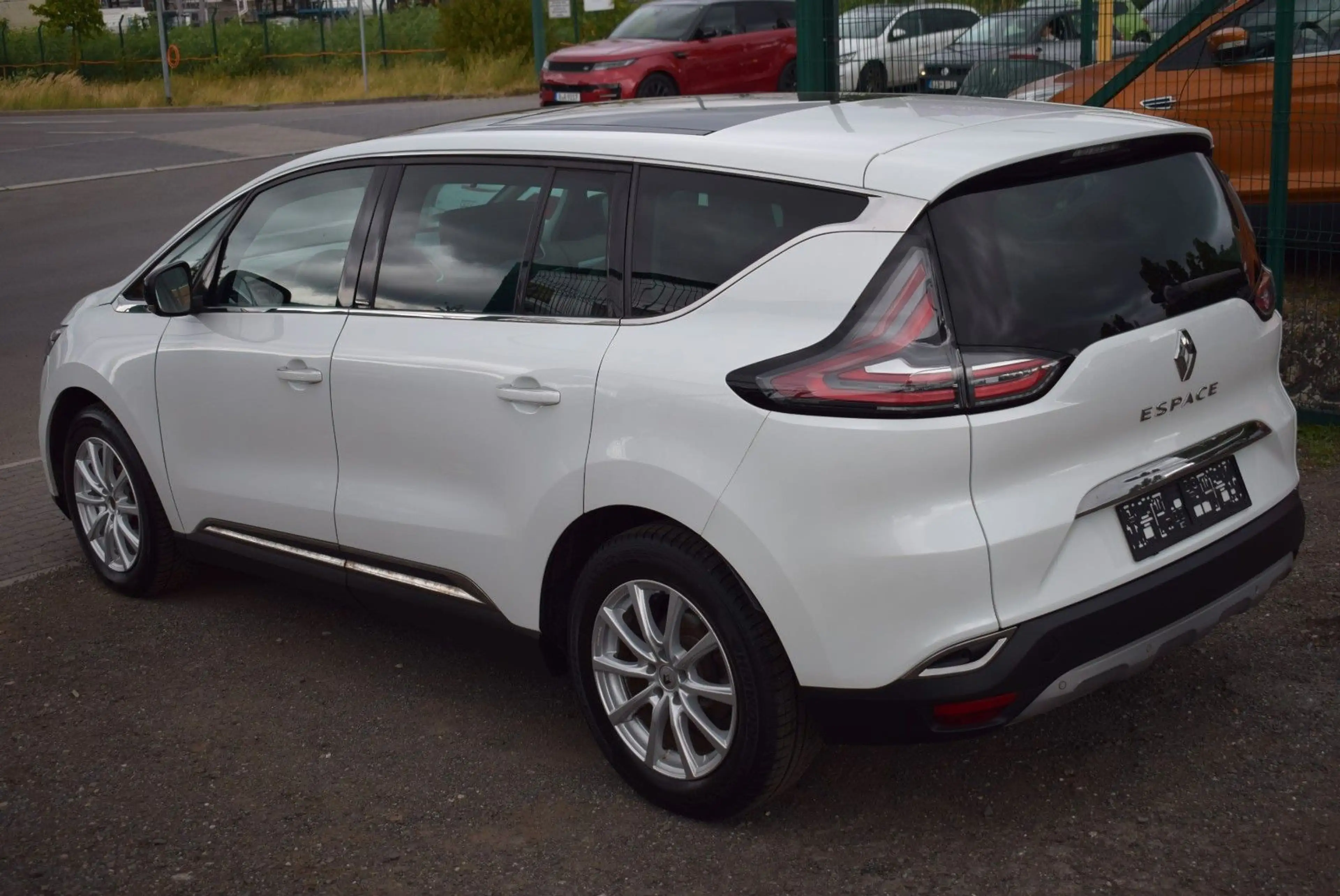 Renault Espace V Initiale Paris — photo 9