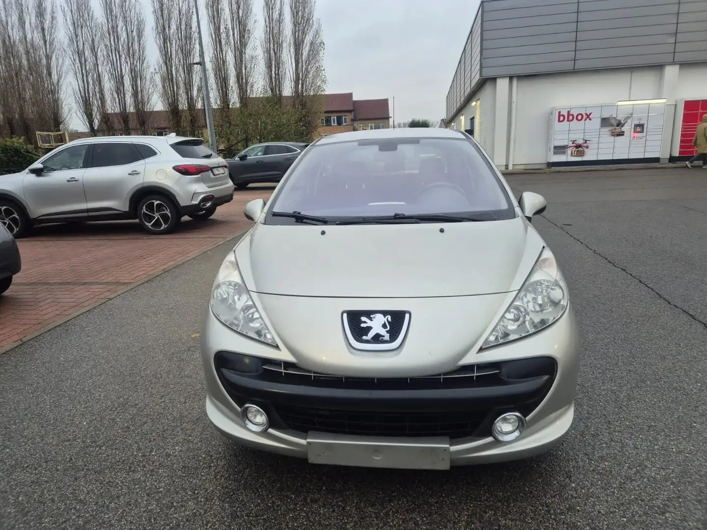 Peugeot 207 1.6i 16v Sporty Pack Silber - 2