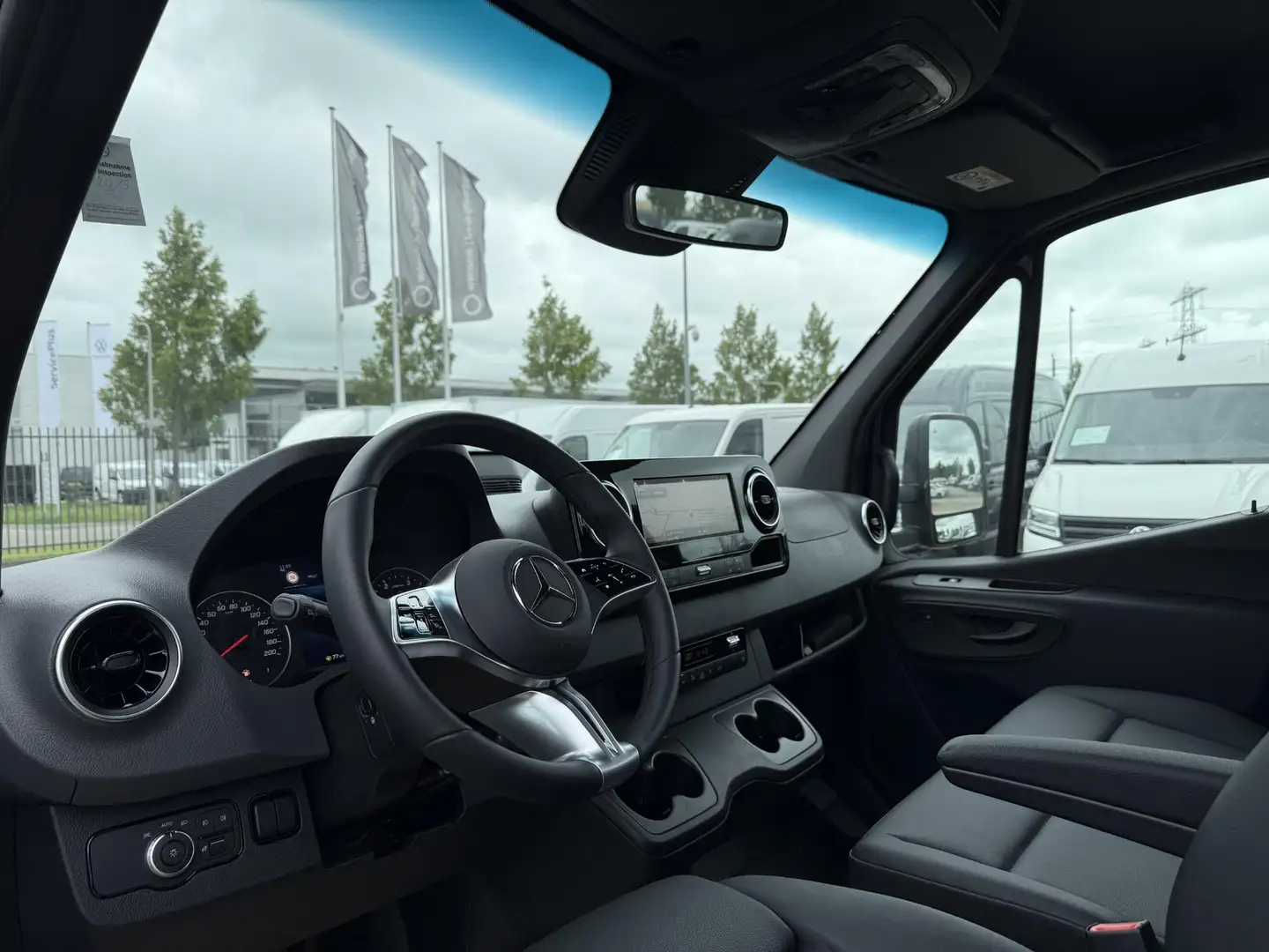 Mercedes-Benz Sprinter 519 CDI | 432 WB | 190 PK | TIJHOF | AUTOTRANSPORT Gris - 2