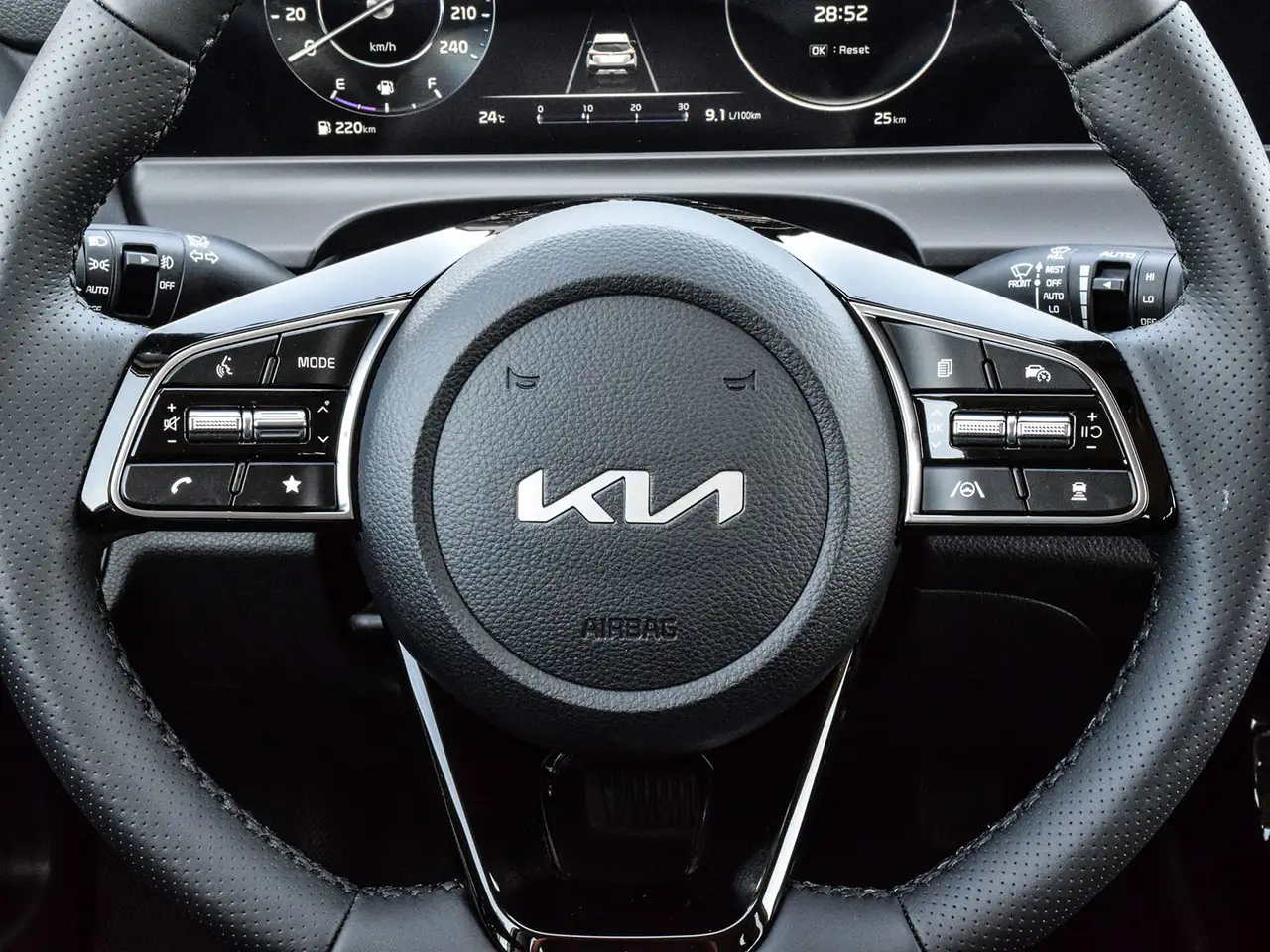 Kia Seltos снимка Kia Seltos