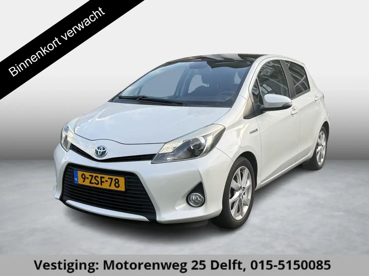 Toyota Yaris 1.5 HYBRID DYNAMIC NAVI 56.000 KM !! . PANORAMA DA Blanc - 1