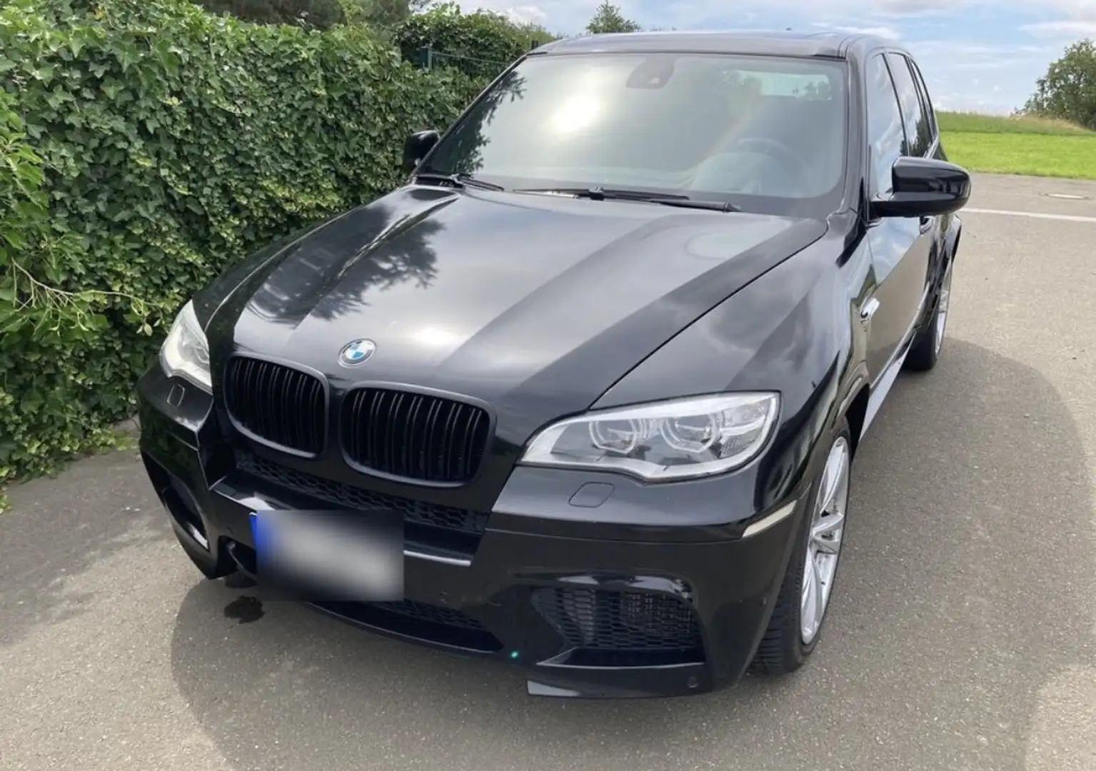 BMW X5 M 693 PS Top Zustand Inspektion & TÜV Neu Schwarz - 1