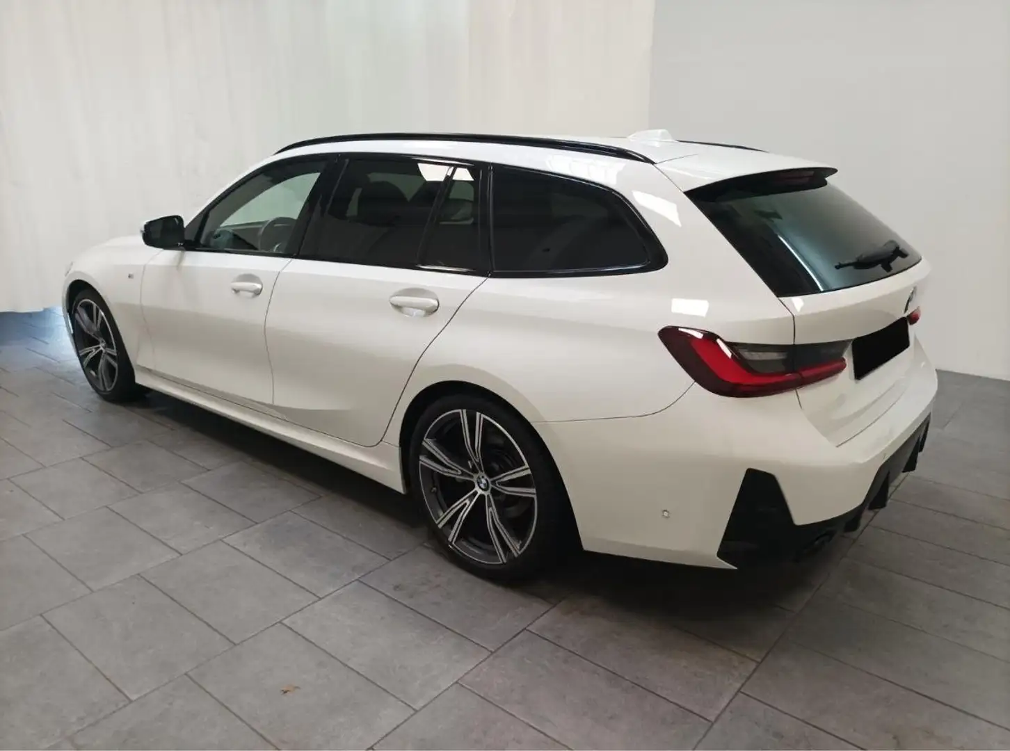 BMW 320 320d Touring xDrive MSport 48V mehv auto Wit - 2