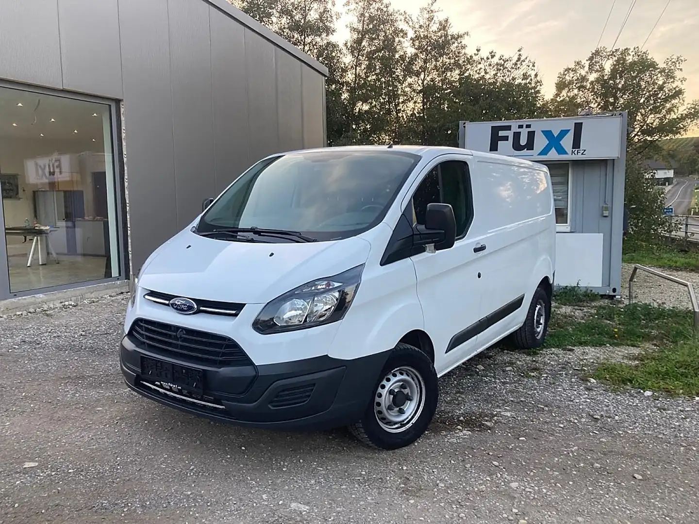 Ford Transit Custom Kasten 2,0 TDCi L1H1 neuer Zahnriemen Weiß - 1
