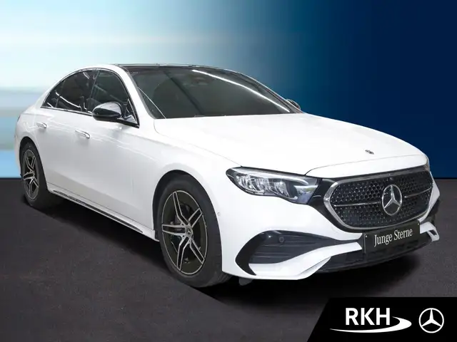 Mercedes-Benz E-Class view 2