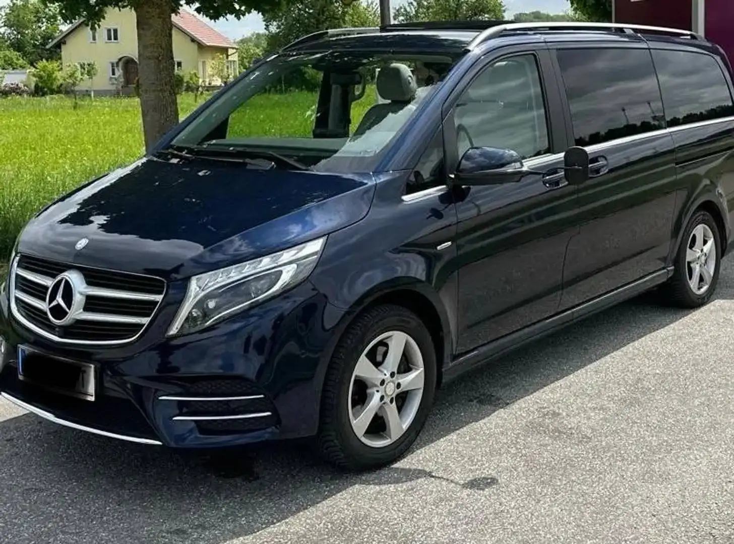 Mercedes-Benz V 250 V 250 (BlueTEC) d lang 7G-TRONIC Avantgarde Blau - 1