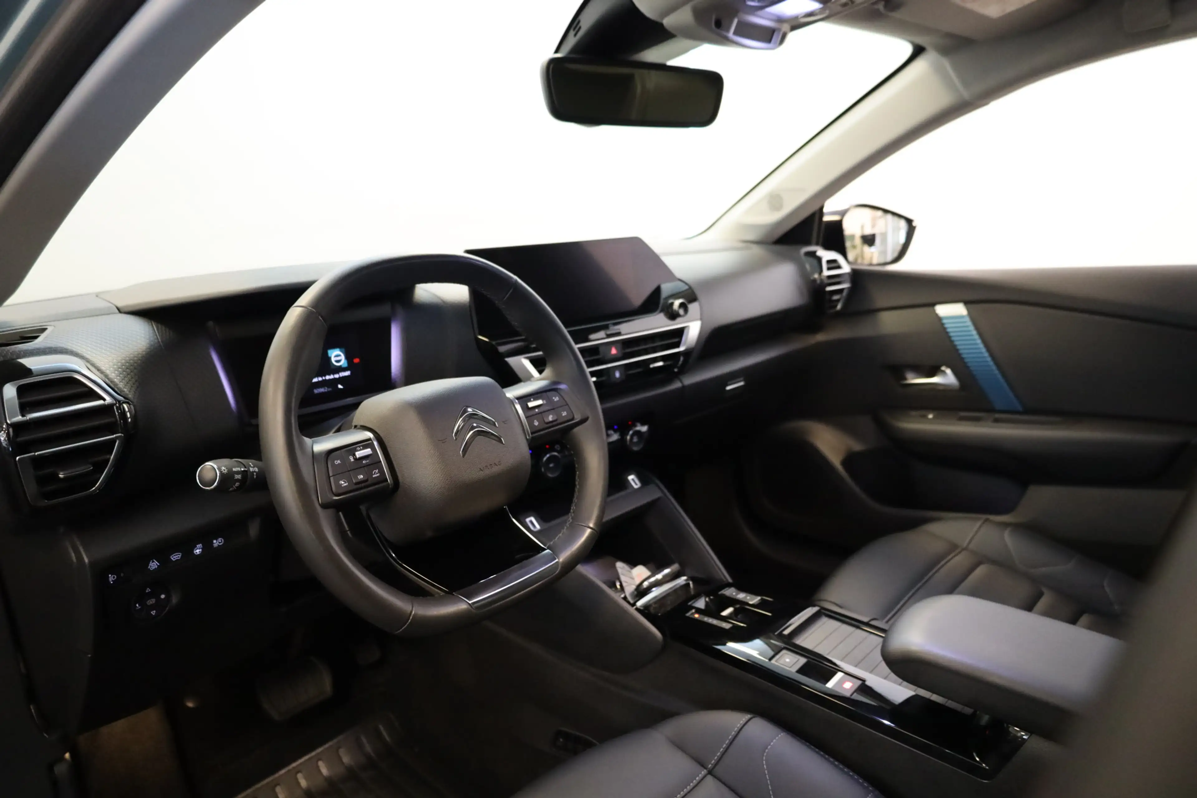 Citroen E-C4 Electric Shine 50 kWh Panoramadak | Volleder | Camera | Sto — photo 14