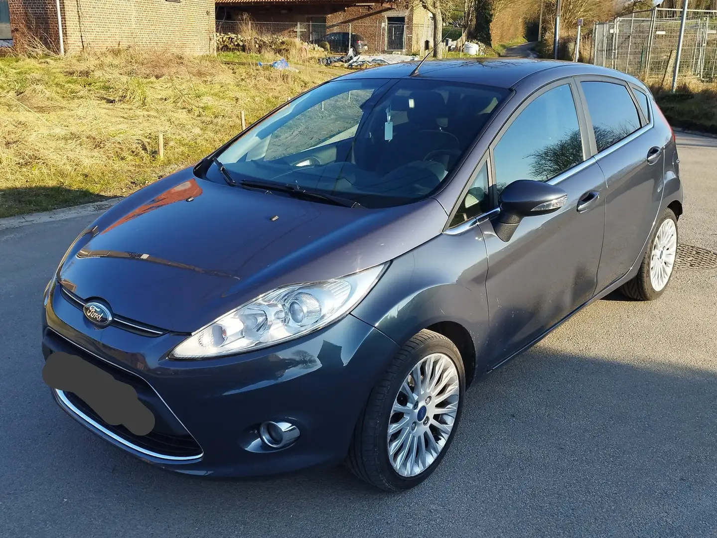 Ford Fiesta Titanium Zilver - 2